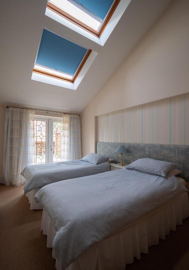 Surlingham Lodge Studio Large Family Cottage NWI Exterior foto